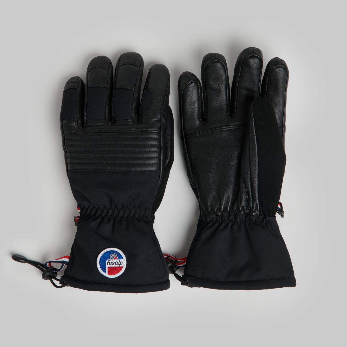 1531_albinen glove 010_1752141077