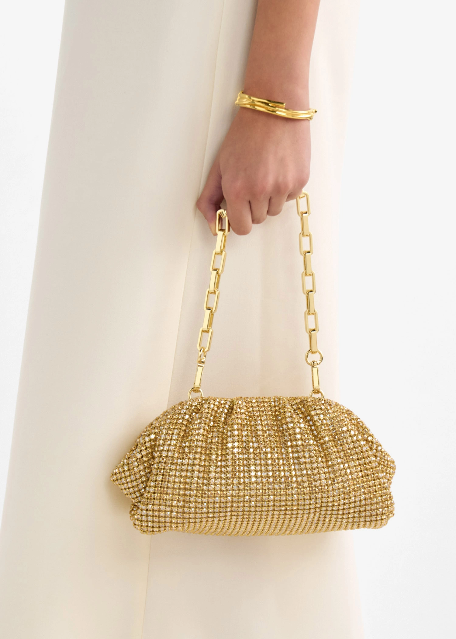 9700_gold chainmail clutch bag_1758814134